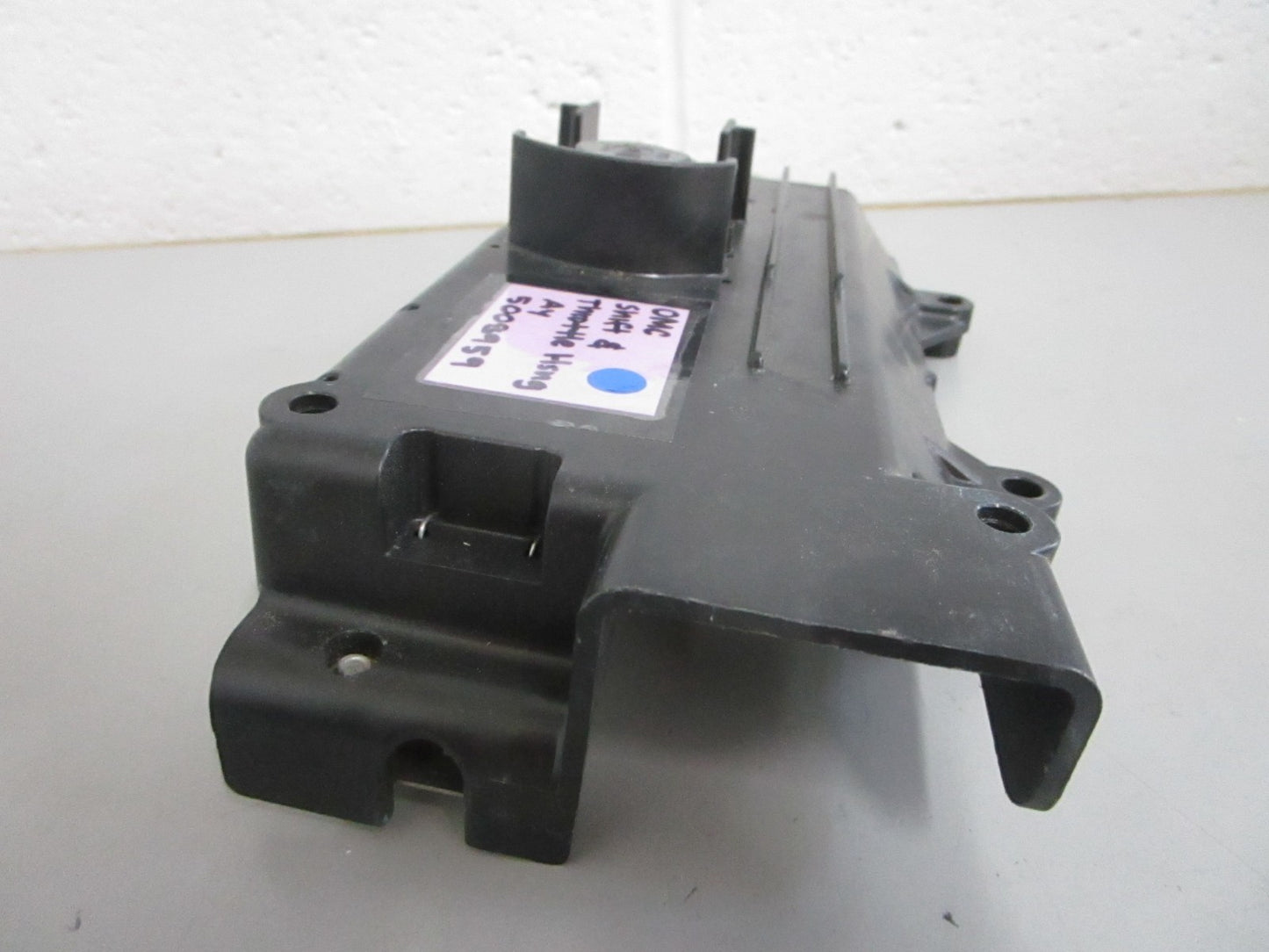 NEW OEM 5008959 OMC Johnson Evinrude Shift & Throttle Housing Assy 0820