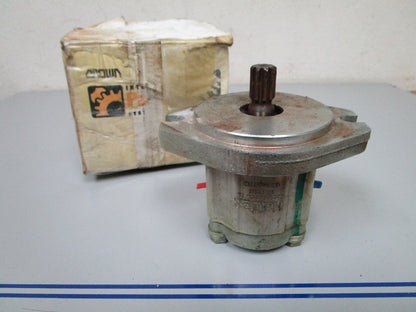 NEW OEM 121201 Crown Hydraulic Pump 0720