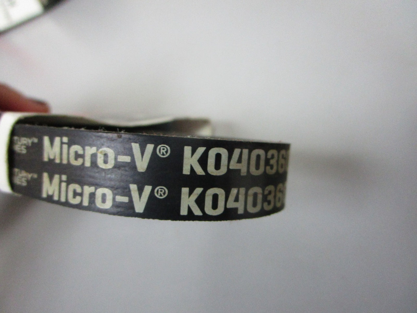 NEW K040360 Gates Micro-V 9/16" x 36 ¾" Serpentine Belt 0720