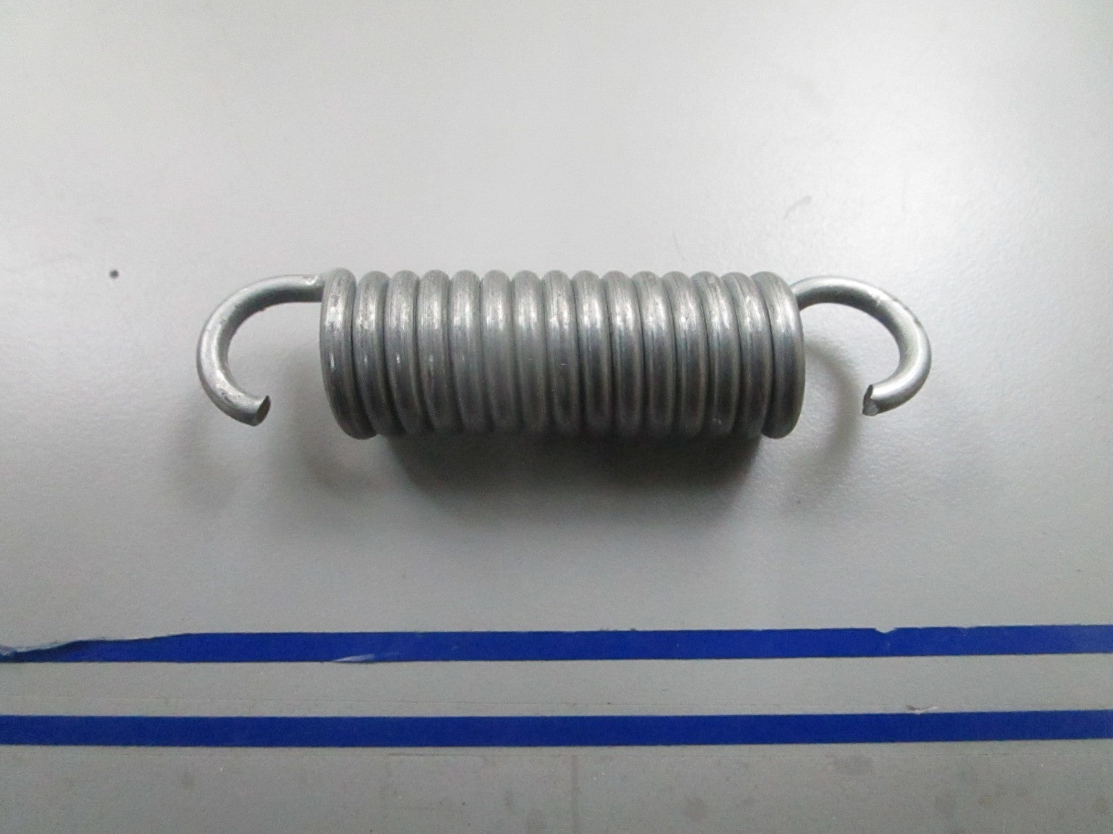 *NEW OEM* 0810 Saab Front Seat Spring 9837402