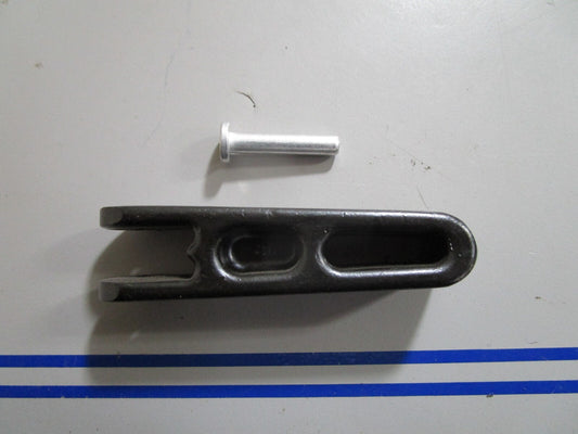 *NEW OEM* 0810 OMC Johnson Evinrude Clamp Screw Handle & Rivet 398001 0398001