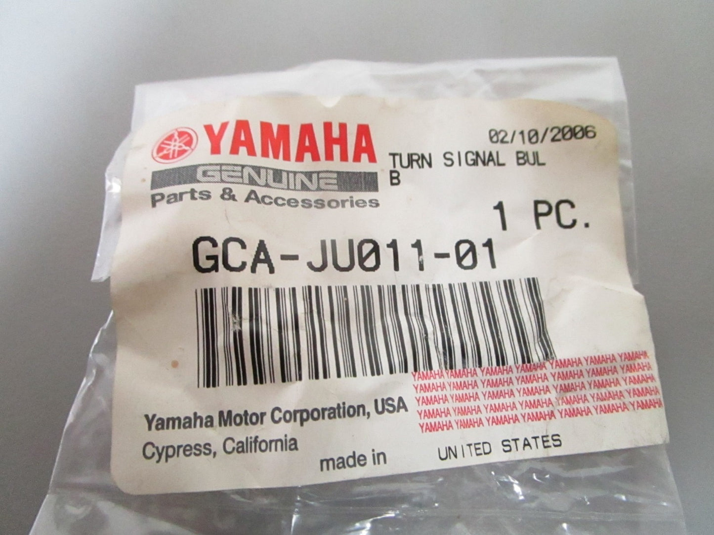 NEW OEM GCA-JU011-01-00 Yamaha Turn Signal Bulb 0810