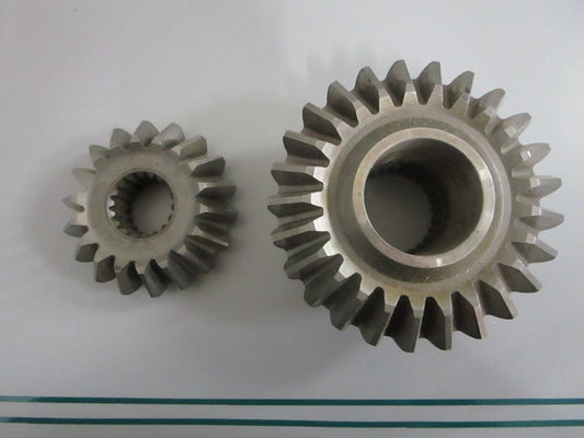 NEW OEM 43-8M0104359 Mercury Quicksilver Gear Set 0820