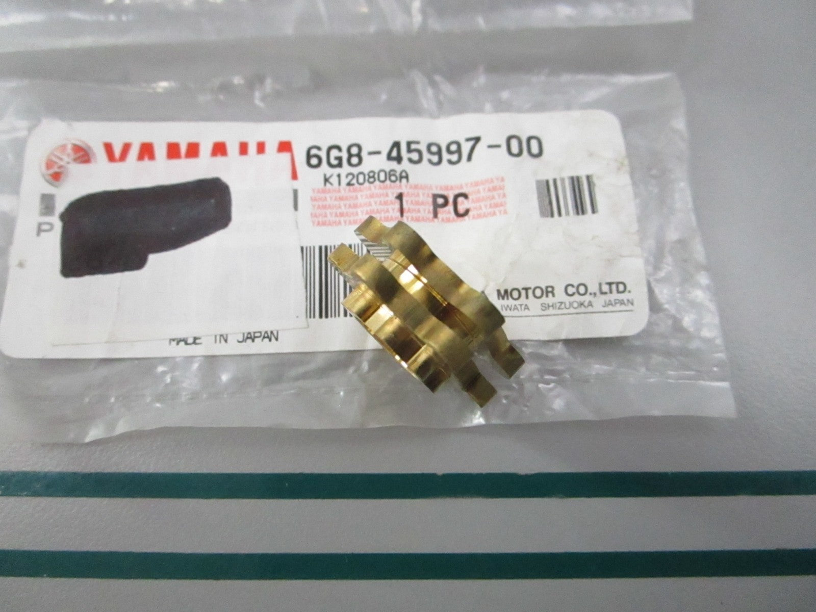 NEW OEM 6G8-45997-00-00 Yamaha Spacer 0810