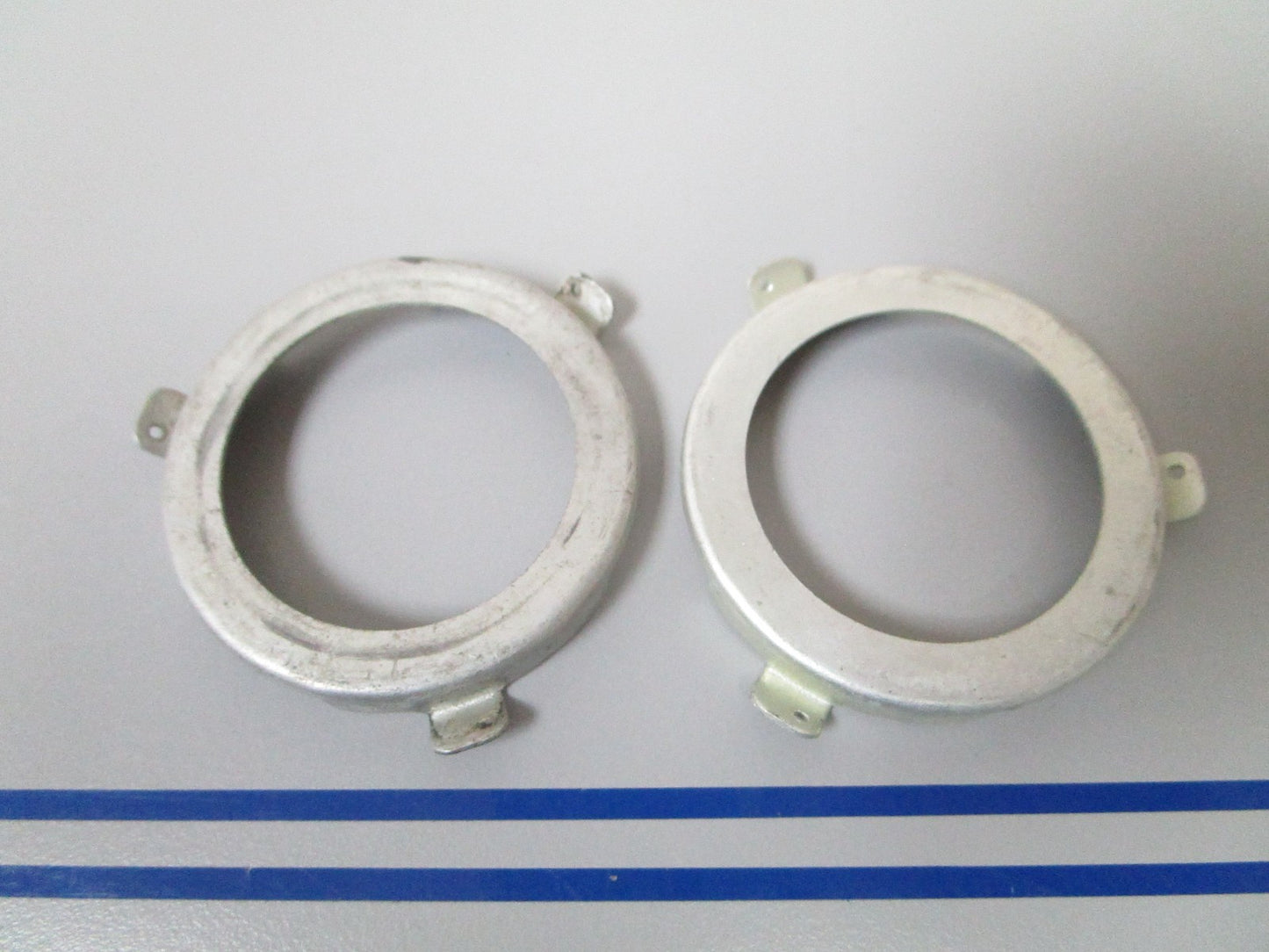 NEW OEM (LOT OF 2) 202114 0212114 OMC Johnson Evinrude Starter Cup 0810