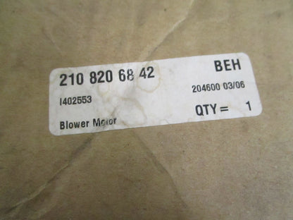 NEW OEM 2108206842 Mercedes-Benz Behr Blower Motor 0820