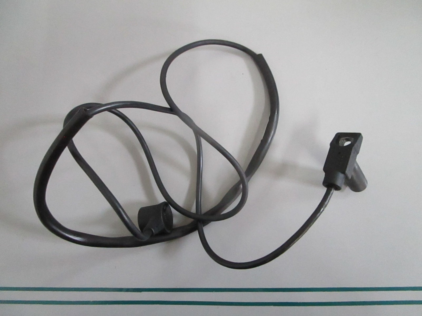 Mercedes-Benz NEW OEM 002-153-56-28 Crankshaft Position Sensor NOS EZL 0820