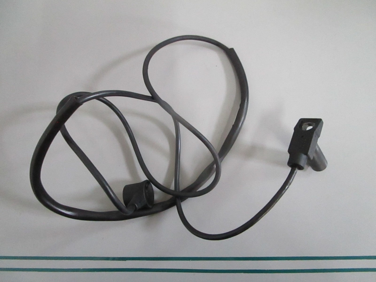 Mercedes-Benz NEW OEM 002-153-56-28 Crankshaft Position Sensor NOS EZL 0820