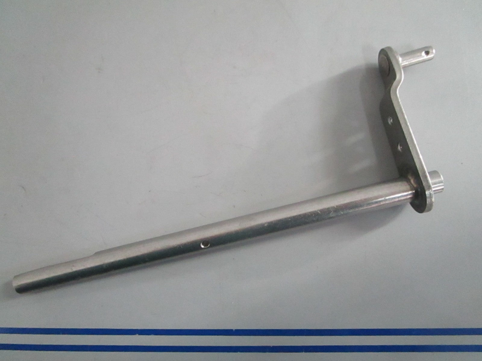 NEW OEM OMC Johnson Evinrude 5000470 Shift Shaft & Arm 0820