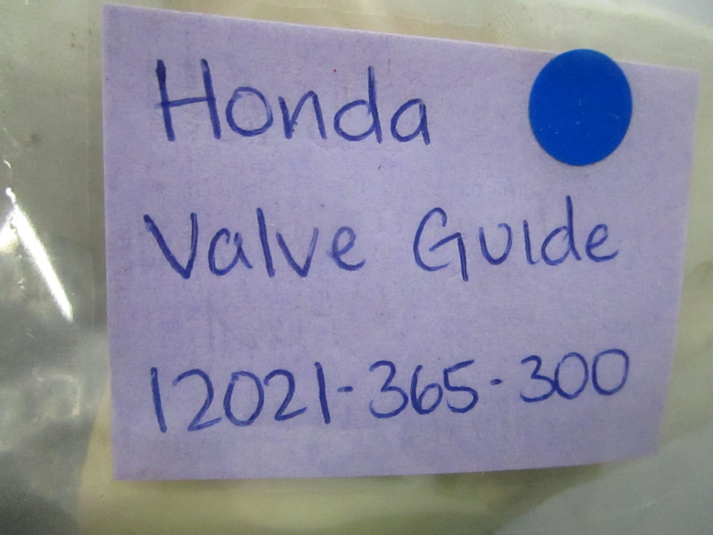 *NEW OEM* 0810 Honda Valve Guide 12021-365-300