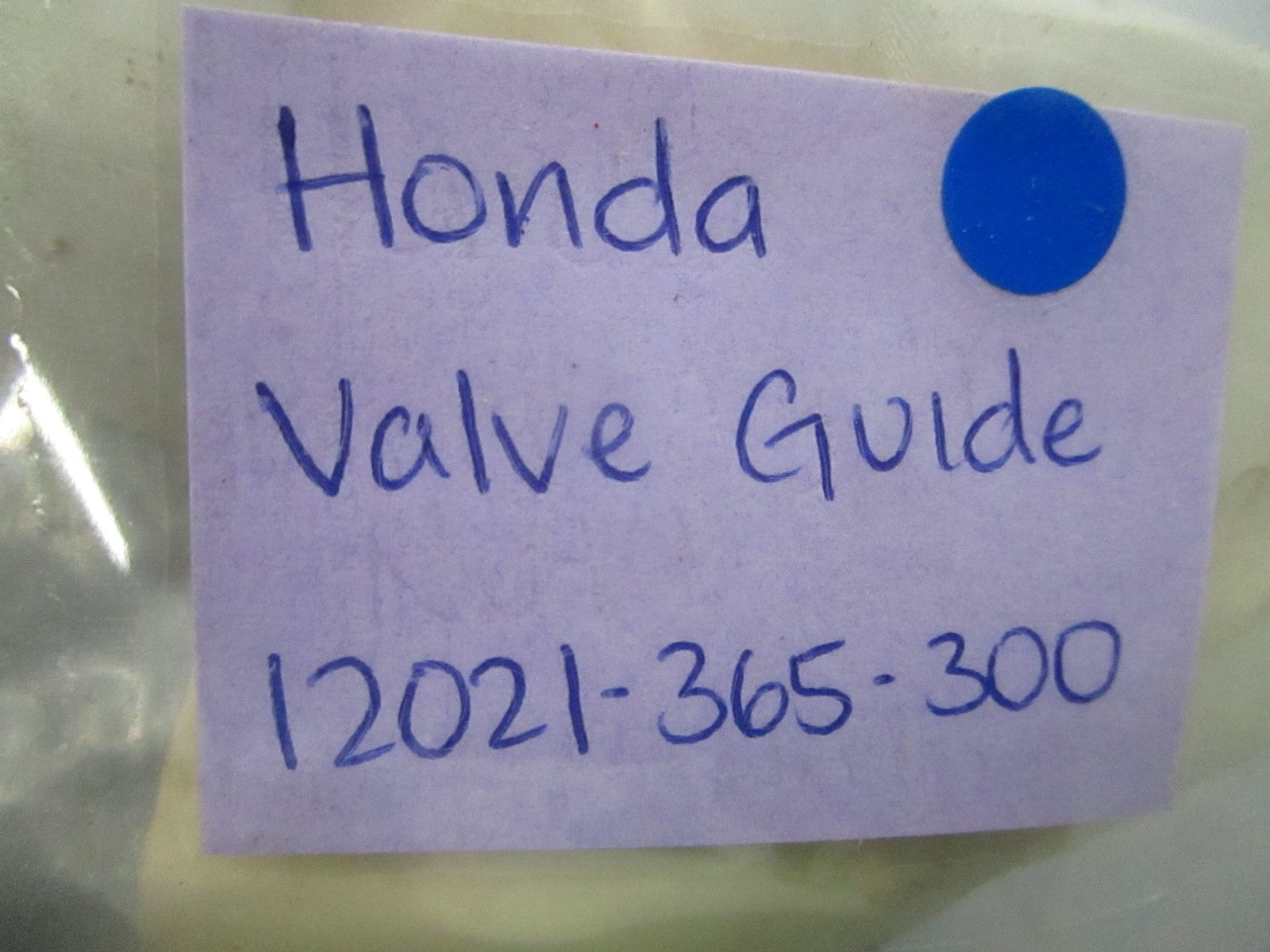 *NEW OEM* 0810 Honda Valve Guide 12021-365-300