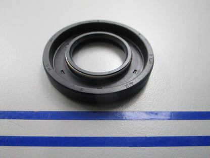 NEW OEM 93101-21002-00 Yamaha Oil Seal 0810