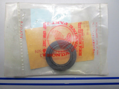 *NEW OEM* 0810 Honda Oil Seal 91252-888-005