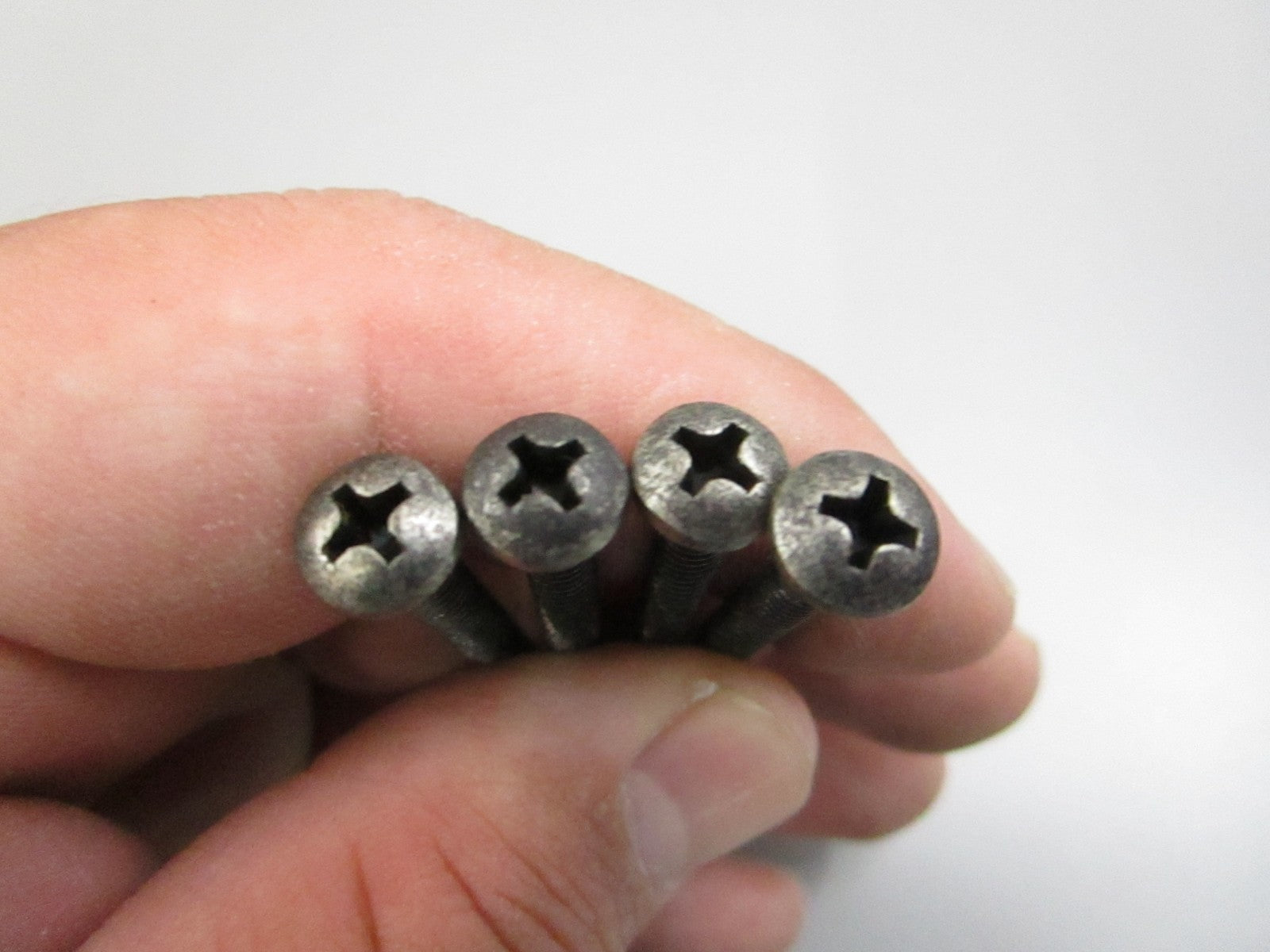 NEW OEM (LOT OF 4) 10-70342 Mercury Quicksilver Screw 0810