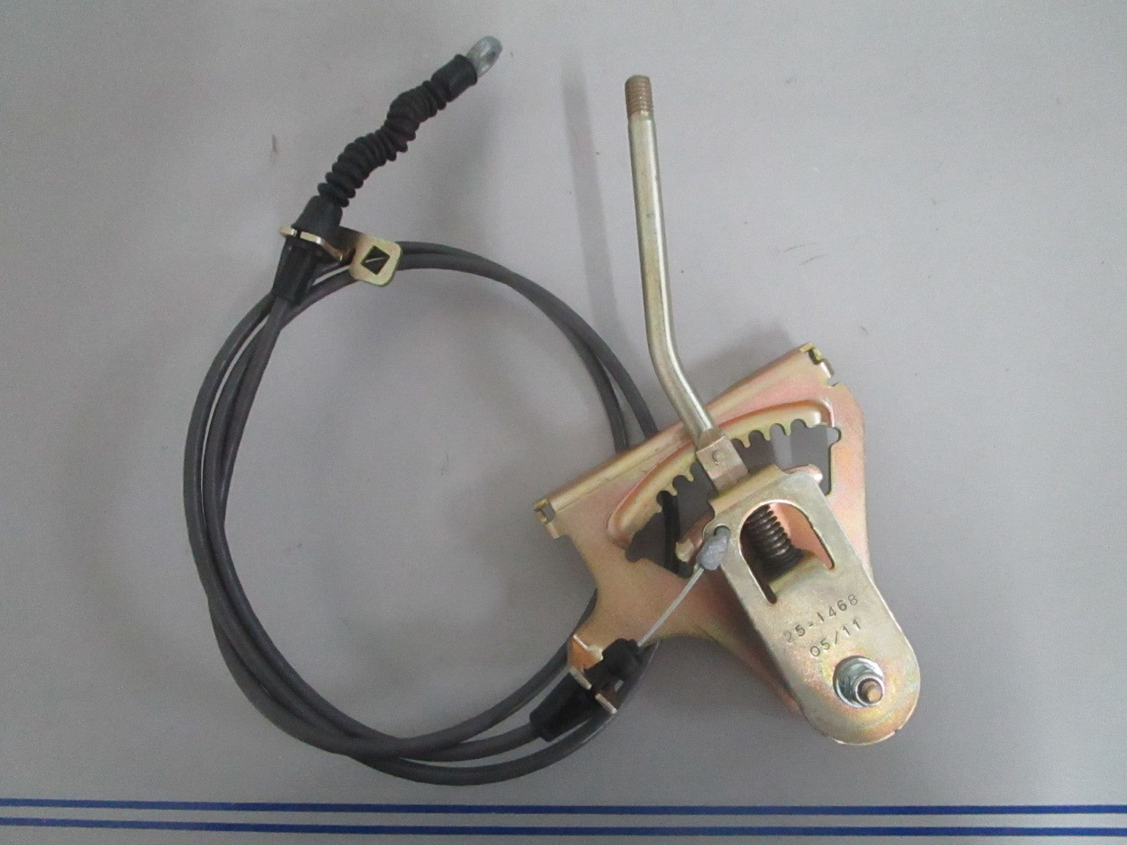 *NEW OEM* 0820 Husqvarna Deflector Control Assy 587030801