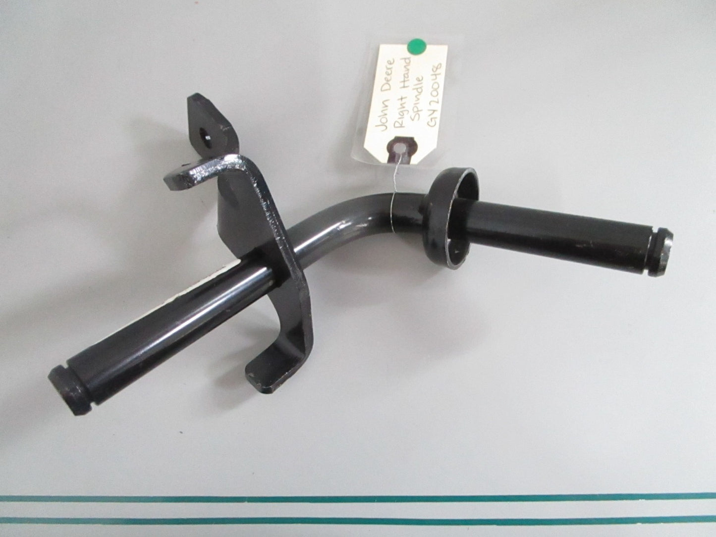 NEW OEM GY20048 John Deere Right Hand Spindle 0820