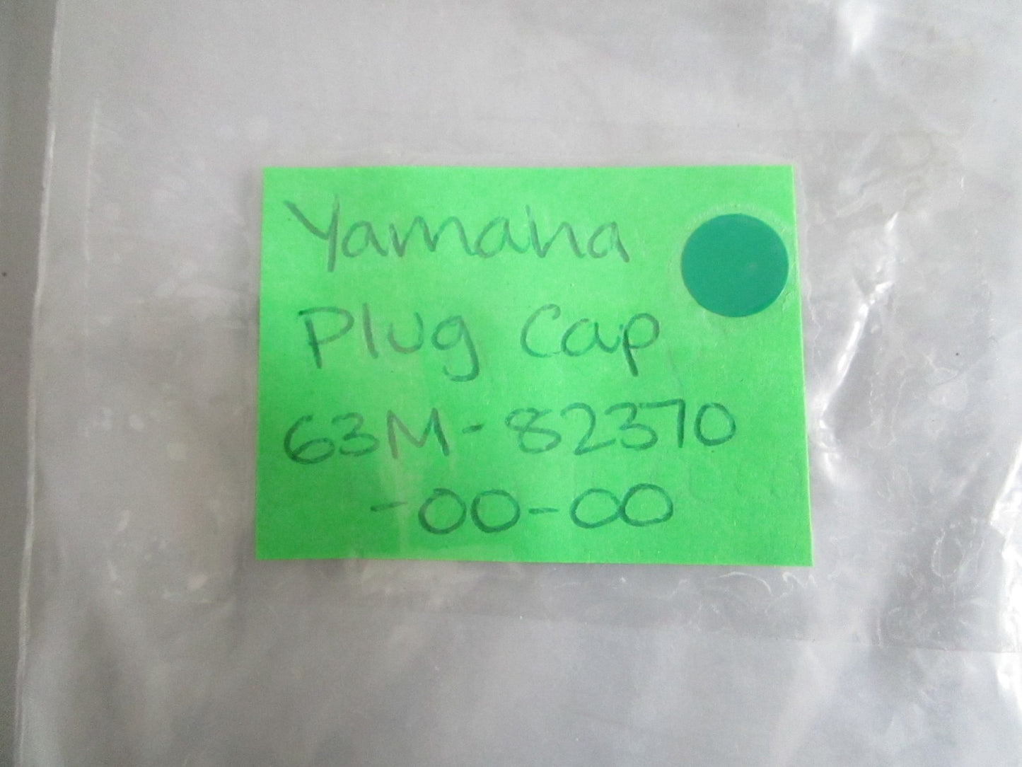 NEW OEM 63M-82370-00-00 Yamaha Plug Cap 0820