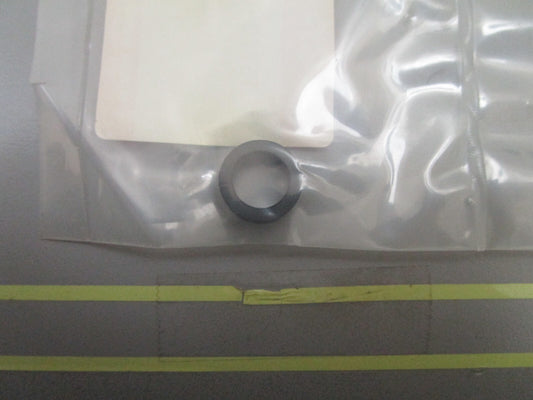 *NEW OEM* 0810 Suzuki Injector Grommet 15720-09300