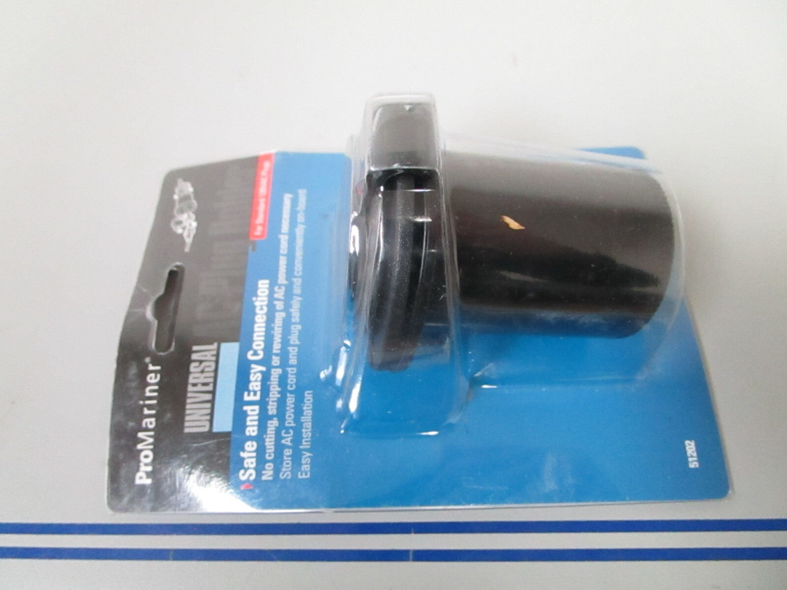 *NEW* 0810 ProMariner Universal AC Plug Holder 51202