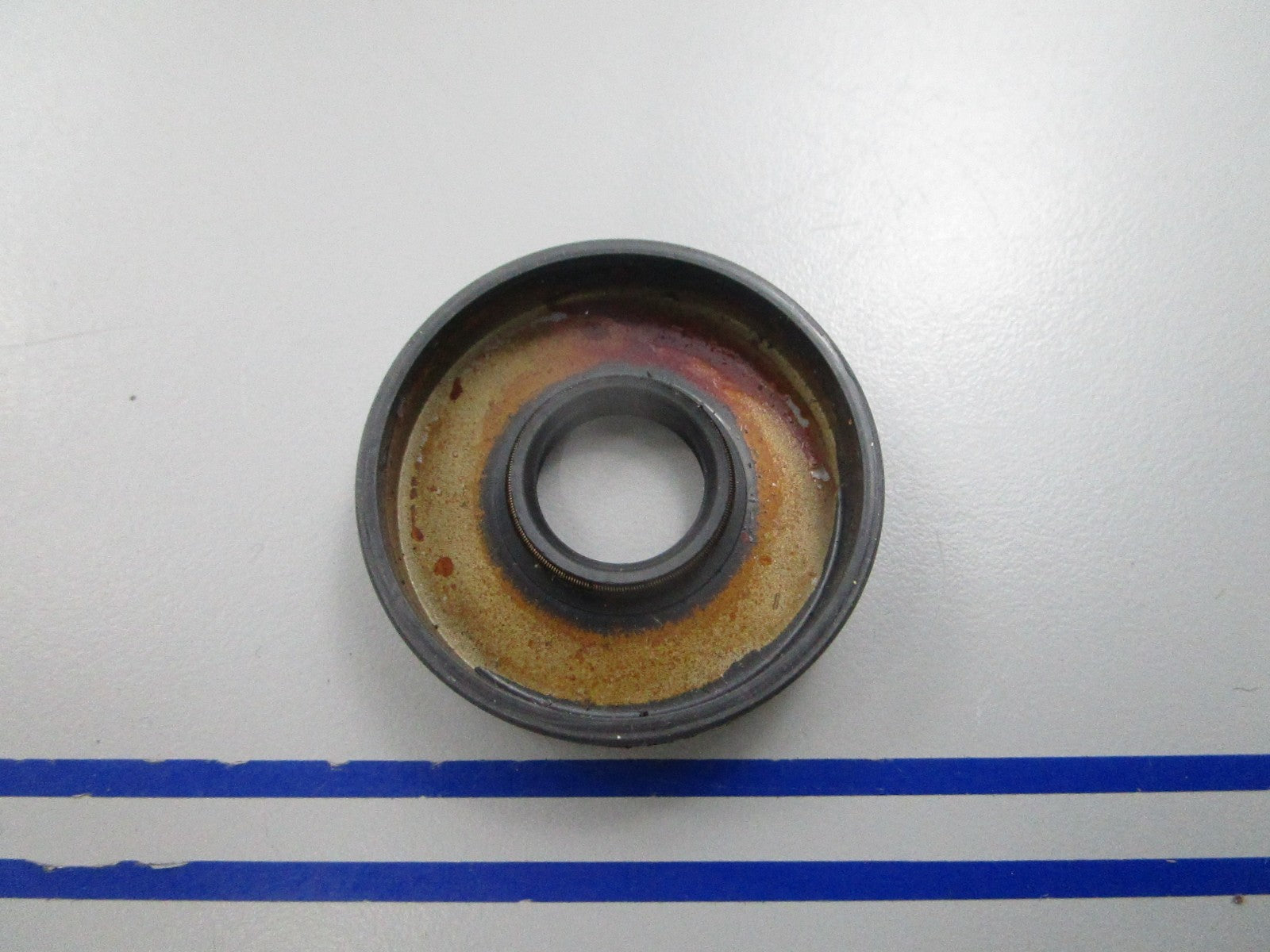 NEW OEM 26-82237M Mercury Quicksilver Seal 0810