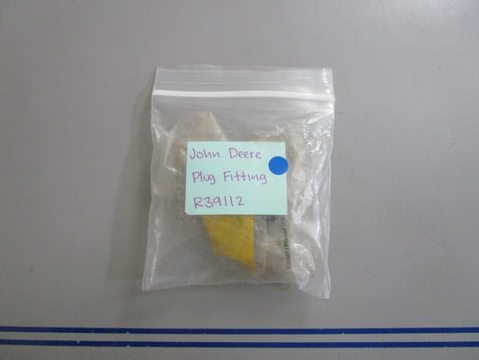 *NEW OEM* 0810 John Deere Plug Fitting R39112