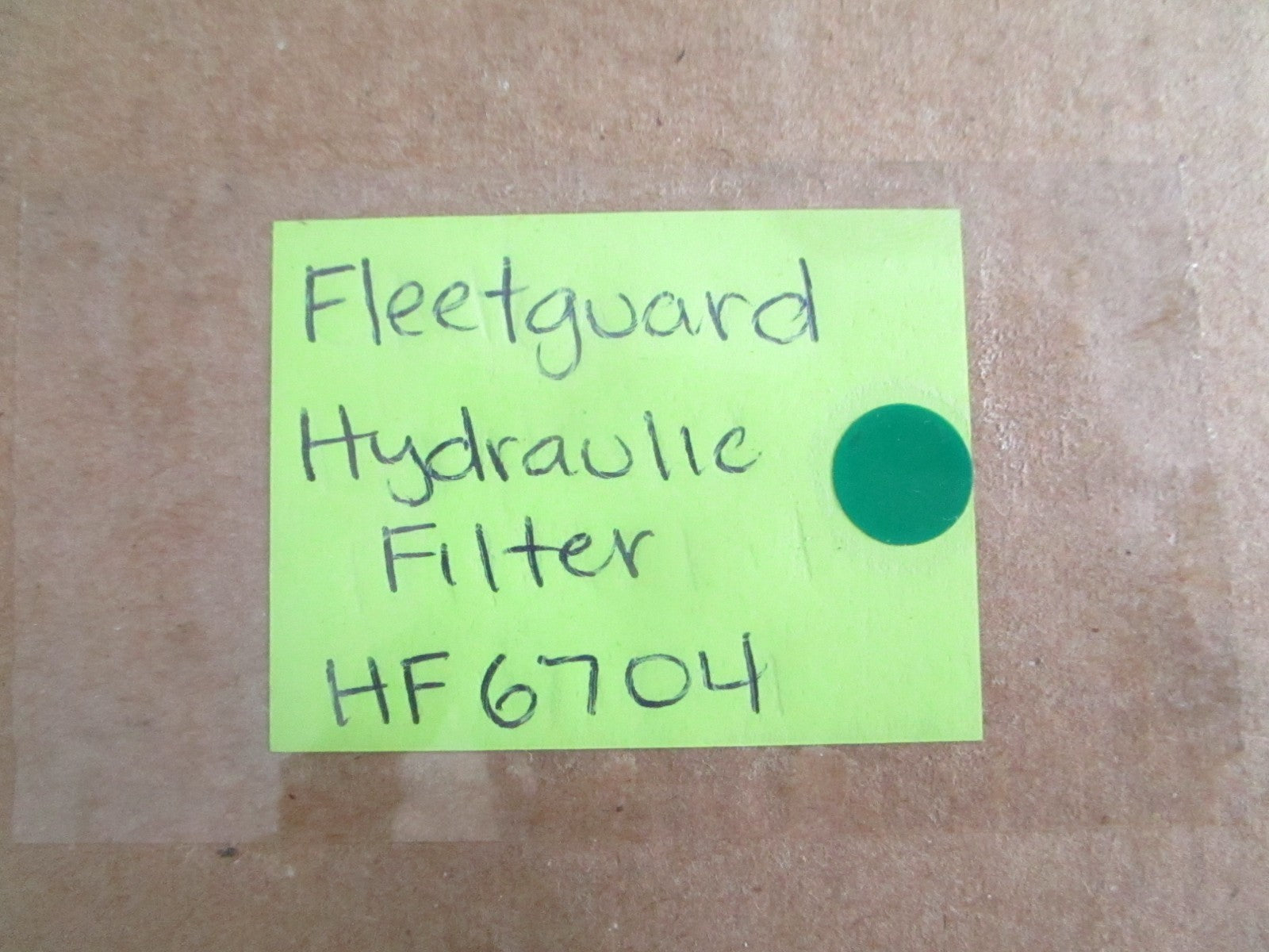 NEW OEM HF6704 Fleetguard Hydraulic Filter 0820