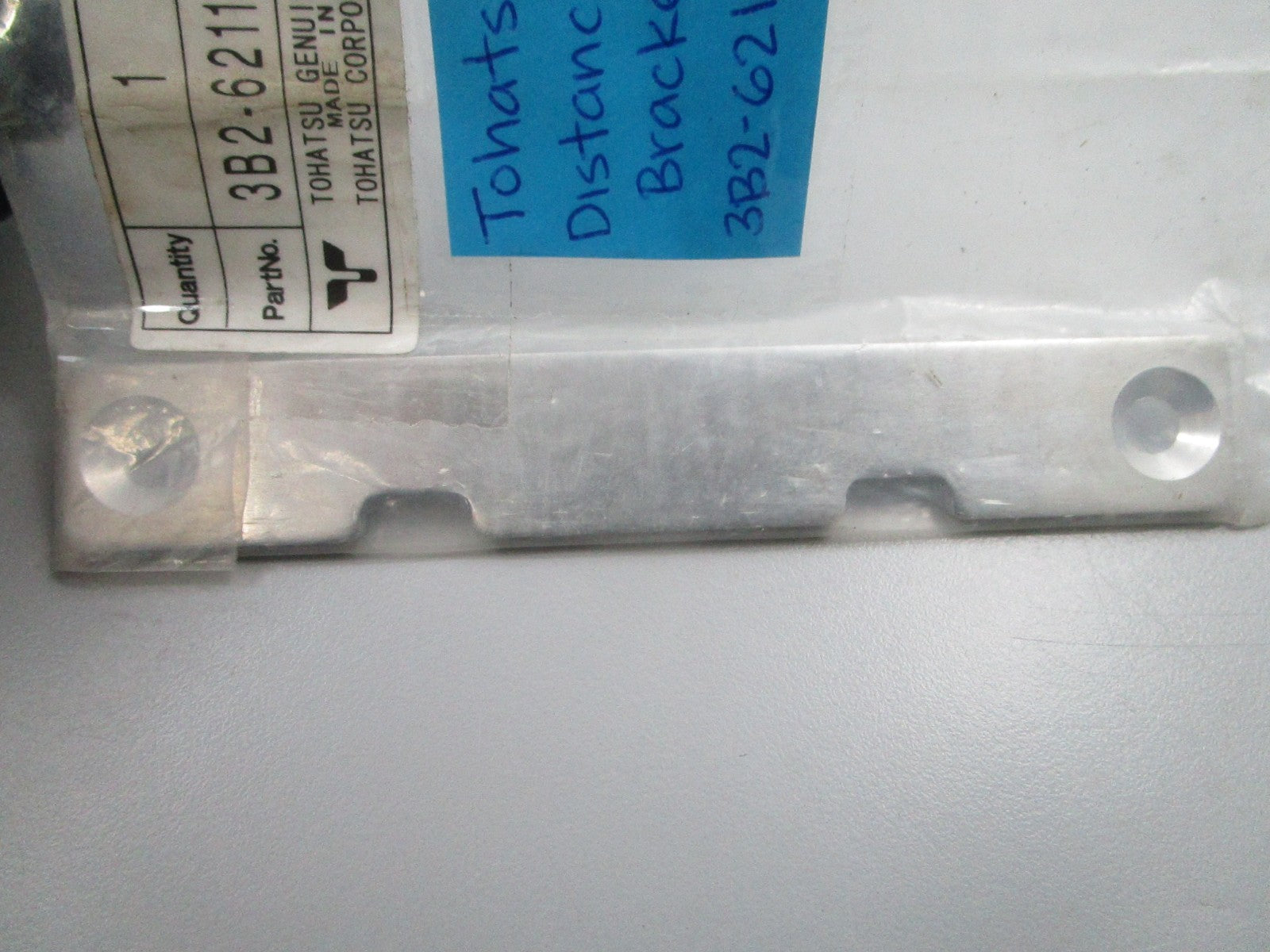 NEW OEM 3B2-62118-0 3B2621180 Tohatsu Distance Plate Bracket 0810