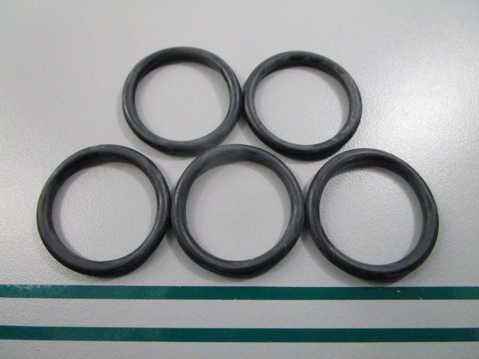 NEW OEM (LOT OF 5) 303360 0303360 OMC Johnson Evinrude O-Ring 0810
