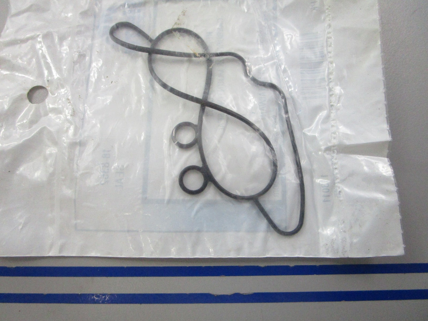 NEW 18-8352 Replaces: OMC 332253 Sierra Seal 0810