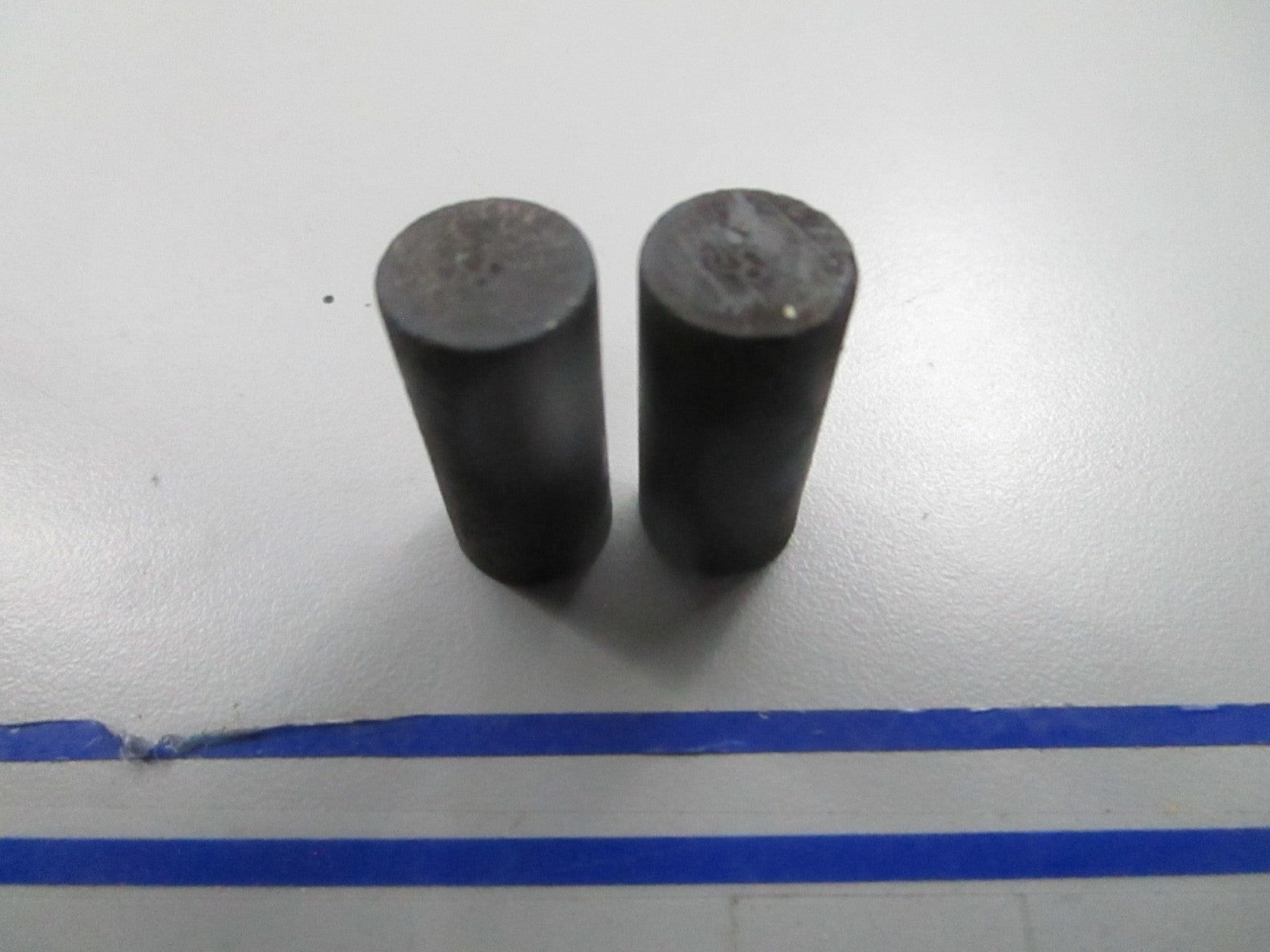 *NEW OEM* (LOT OF 2) 0810 OMC Johnson Evinrude Cap 309174 0309174