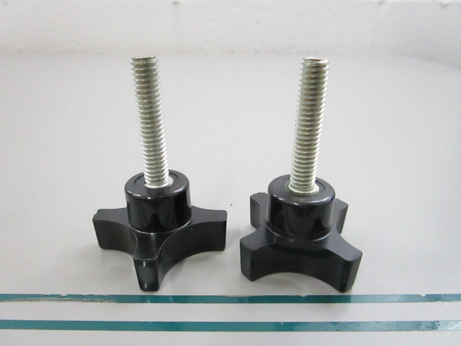 NEW OEM (LOT OF 2) 92001-4027 Kawasaki Carrier Bolt 0810