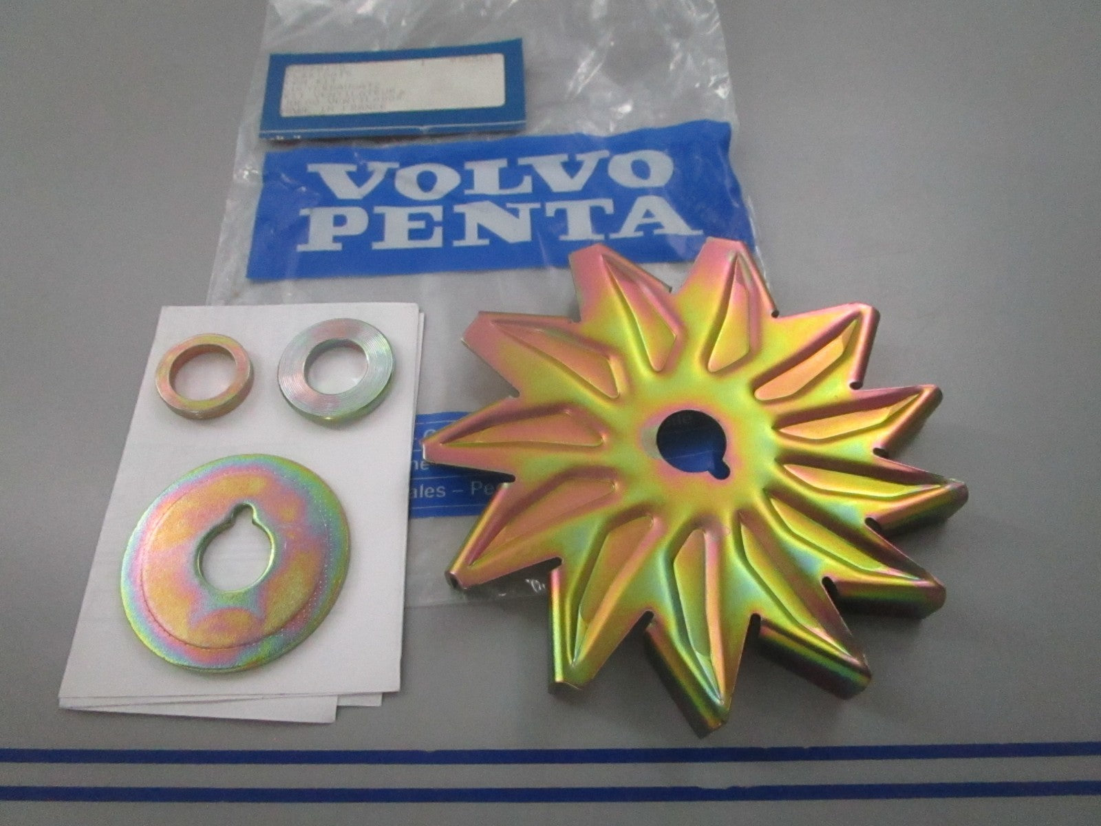 NEW OEM 860281 Volvo Penta Fan Kit 0810