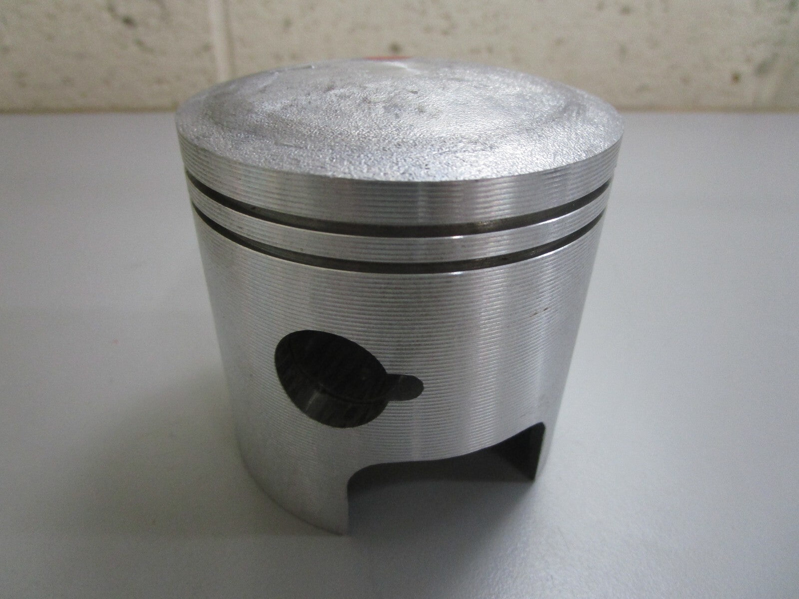 *NEW OEM* 0820 Suzuki Piston 12110-96303