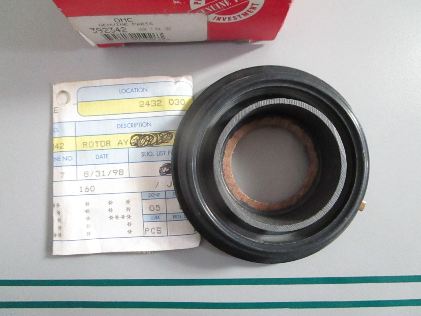 NEW OEM 392342 0392342 OMC Johnson Evinrude Rotor 0820