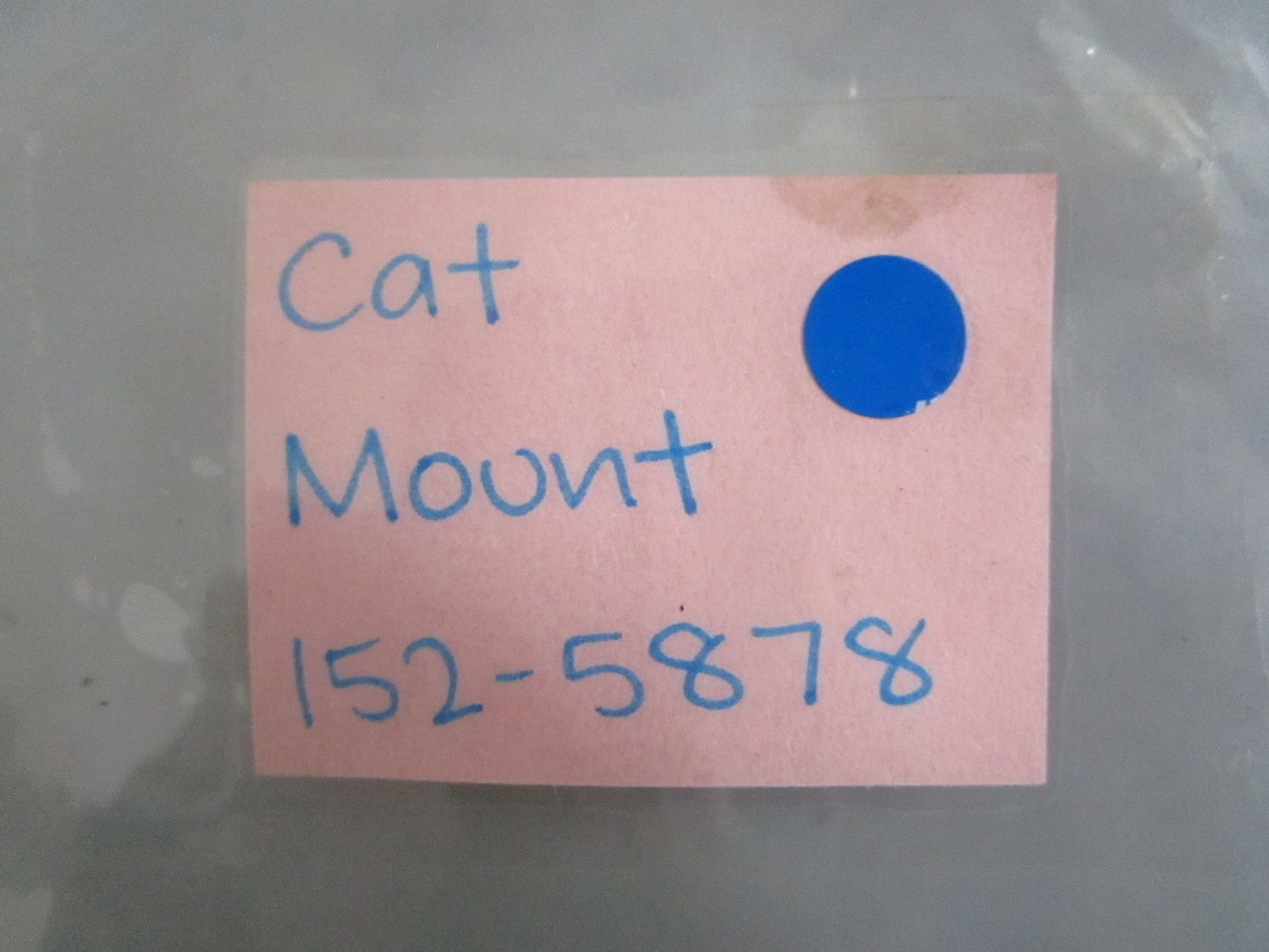 NEW OEM 152-5878 CAT Mount 0820