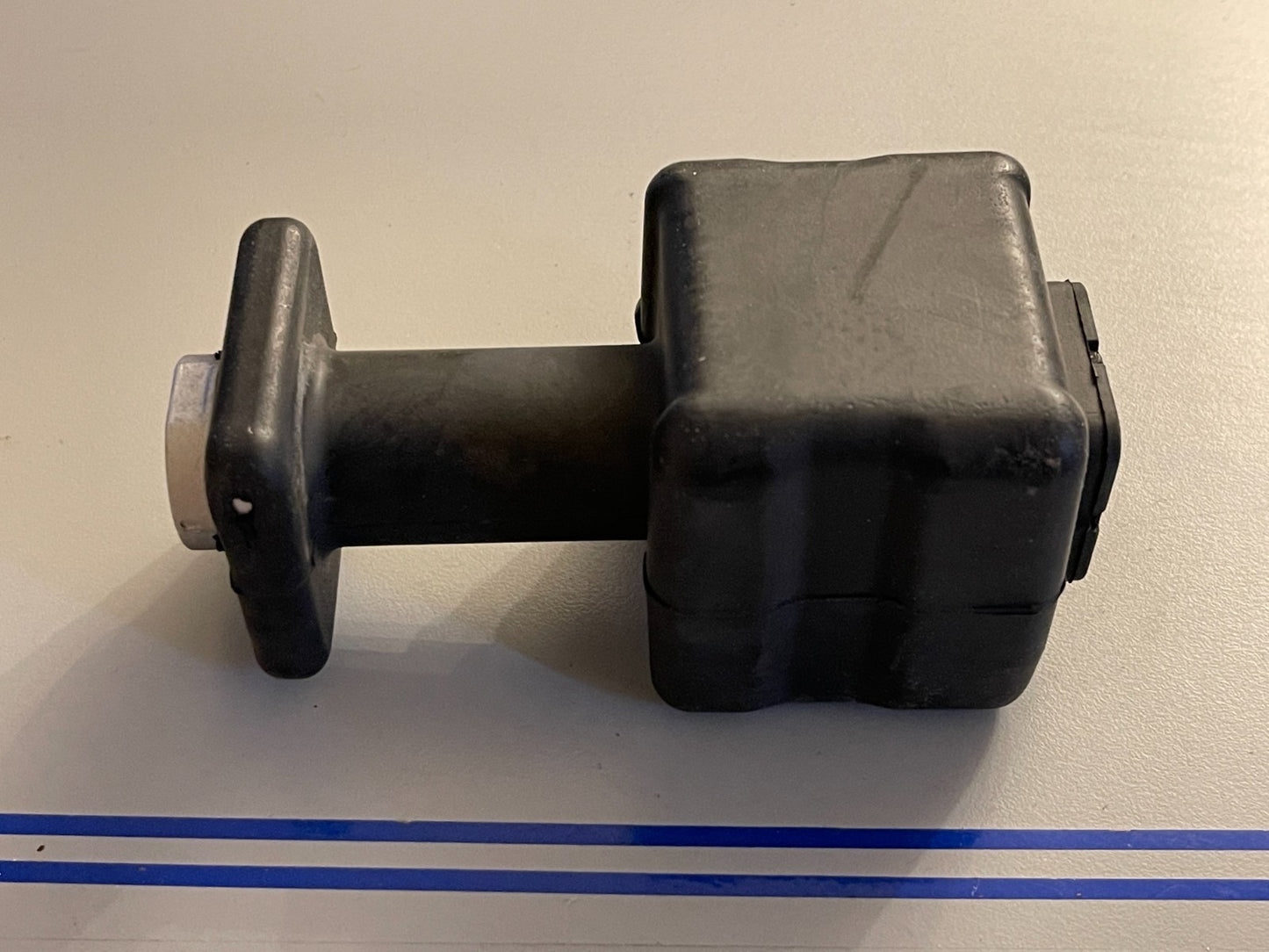 NEW OEM 50155-ZW5-000 Honda 115 130 135 140 150 Lower Rubber Mount 0720