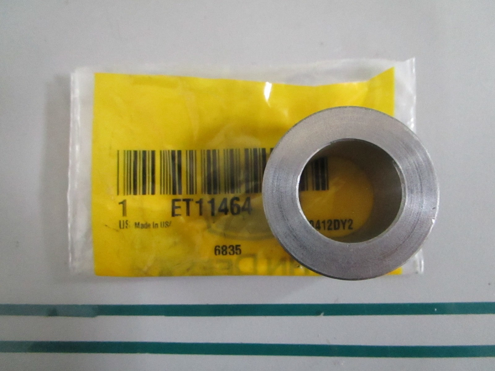John Deere NEW OEM ET11464 Bearing NOS Genuine Factory Equipment Part 0820