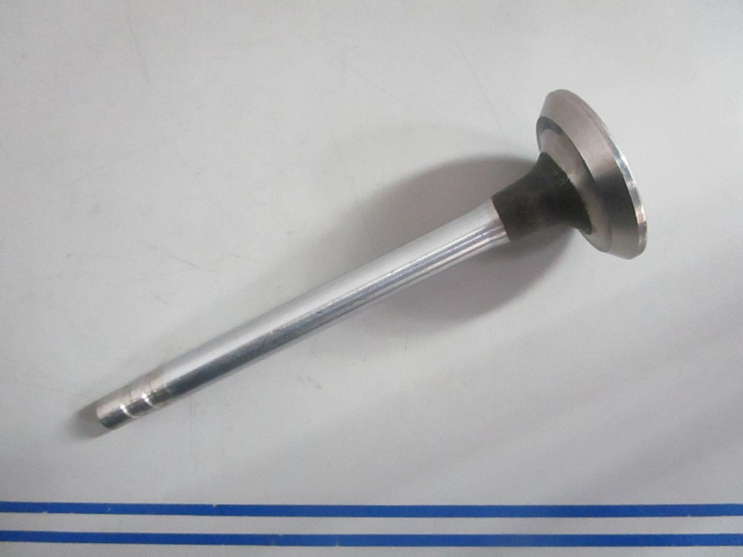 NEW OEM 835541 Volvo Penta Exhaust Valve 0820