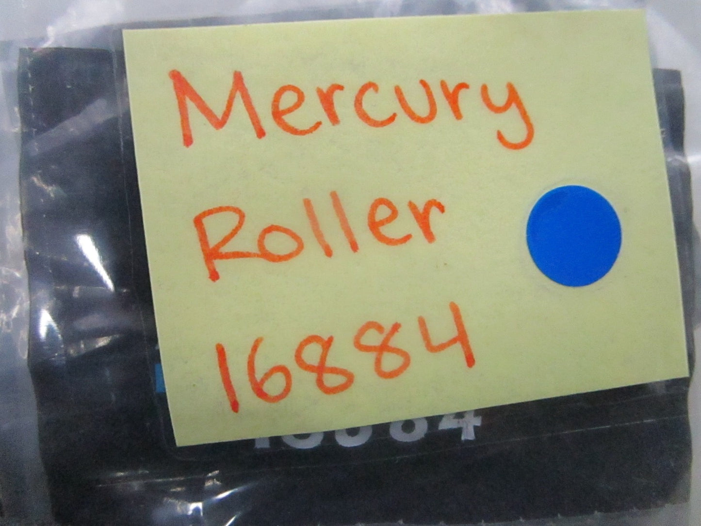 *NEW OEM* 0810 Mercury Quicksilver Roller 16884