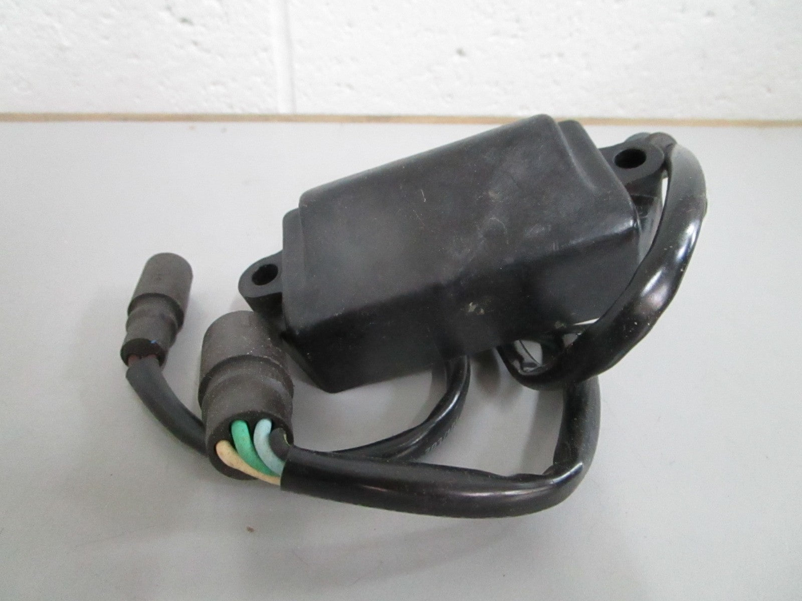 NEW OEM 582684 0582684 OMC Johnson Evinrude Power Pack Assy 0820