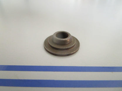 *NEW OEM* 0720 OMC Johnson Evinrude Retainer 446019 0446019