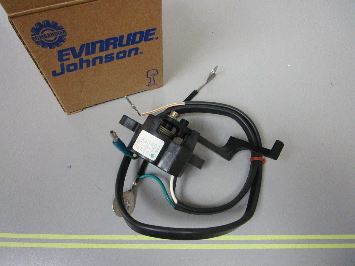 *NEW OEM* 0720 OMC Johnson Evinrude Sending Unit Assembly 433462 0433462