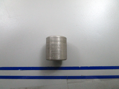 *NEW OEM* 0810 OMC Johnson Evinrude Plug 310964 0310964