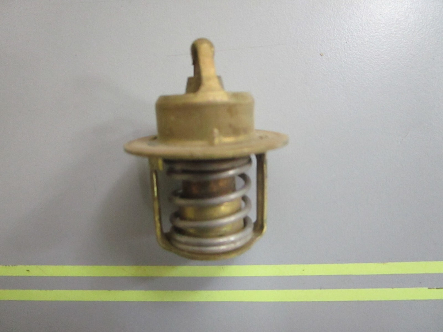 *NEW OEM* 0810 OMC Johnson Evinrude Thermostat 382385 0382385