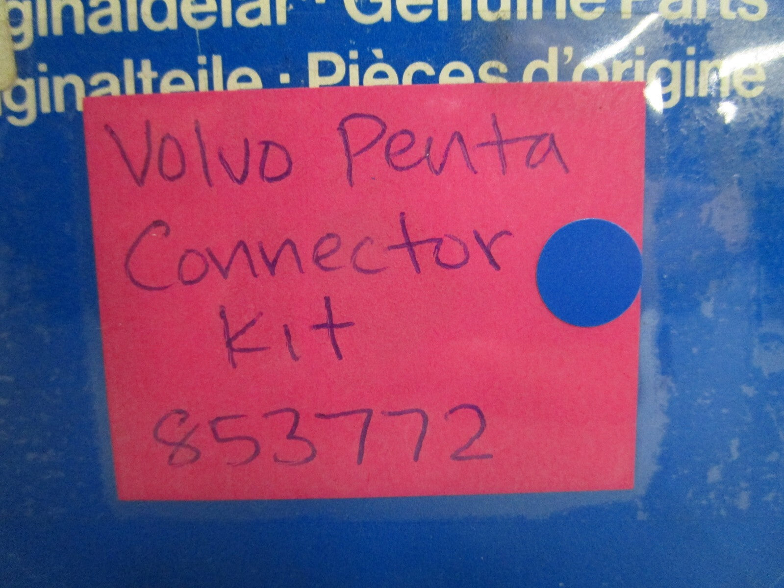*NEW OEM* 0820 Volvo Penta Connector Kit 853772