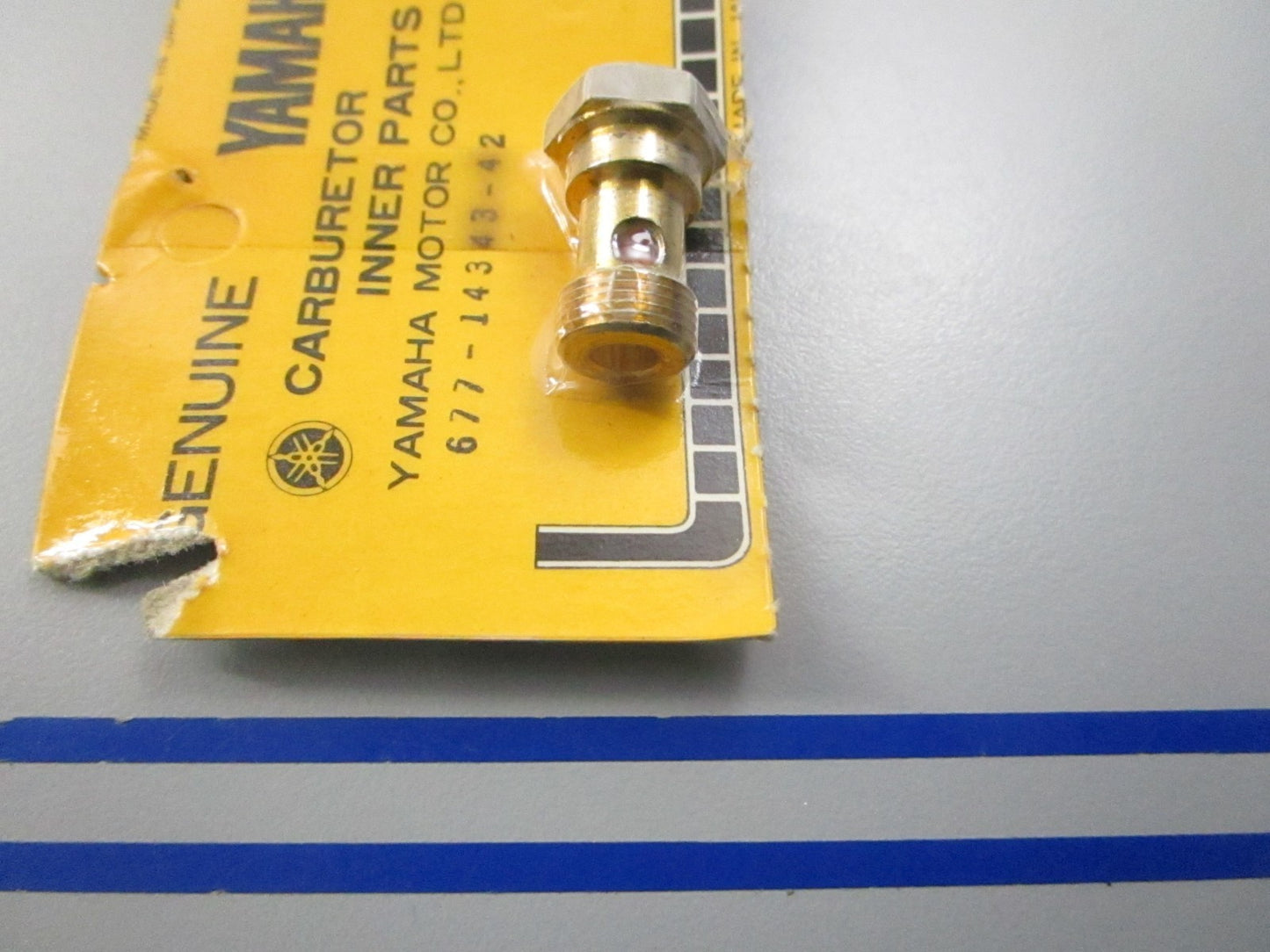 NEW OEM 677-14343-42 Yamaha Main Jet 0810