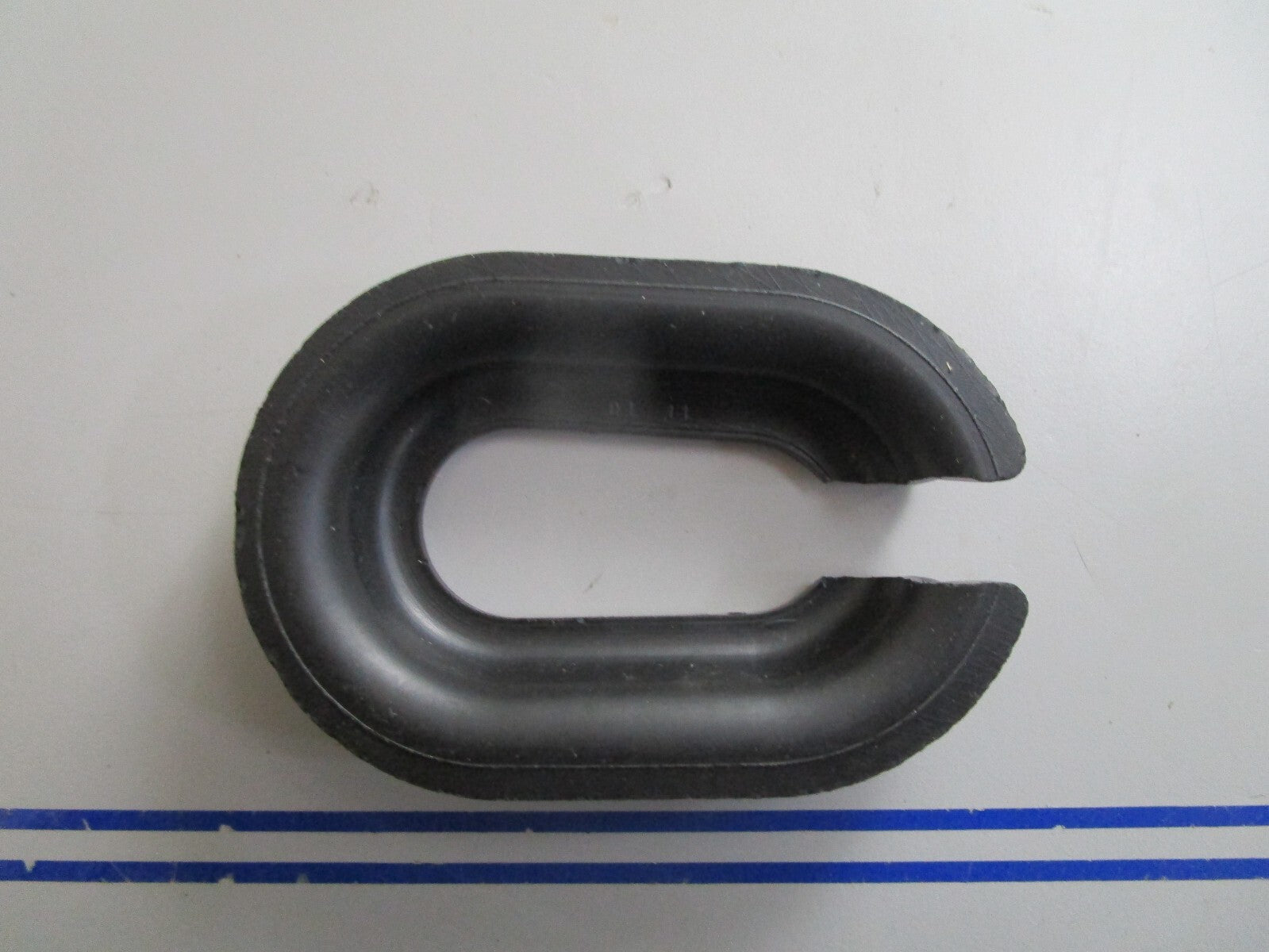 *NEW OEM* 0810 Mercury Quicksilver Boot 812890