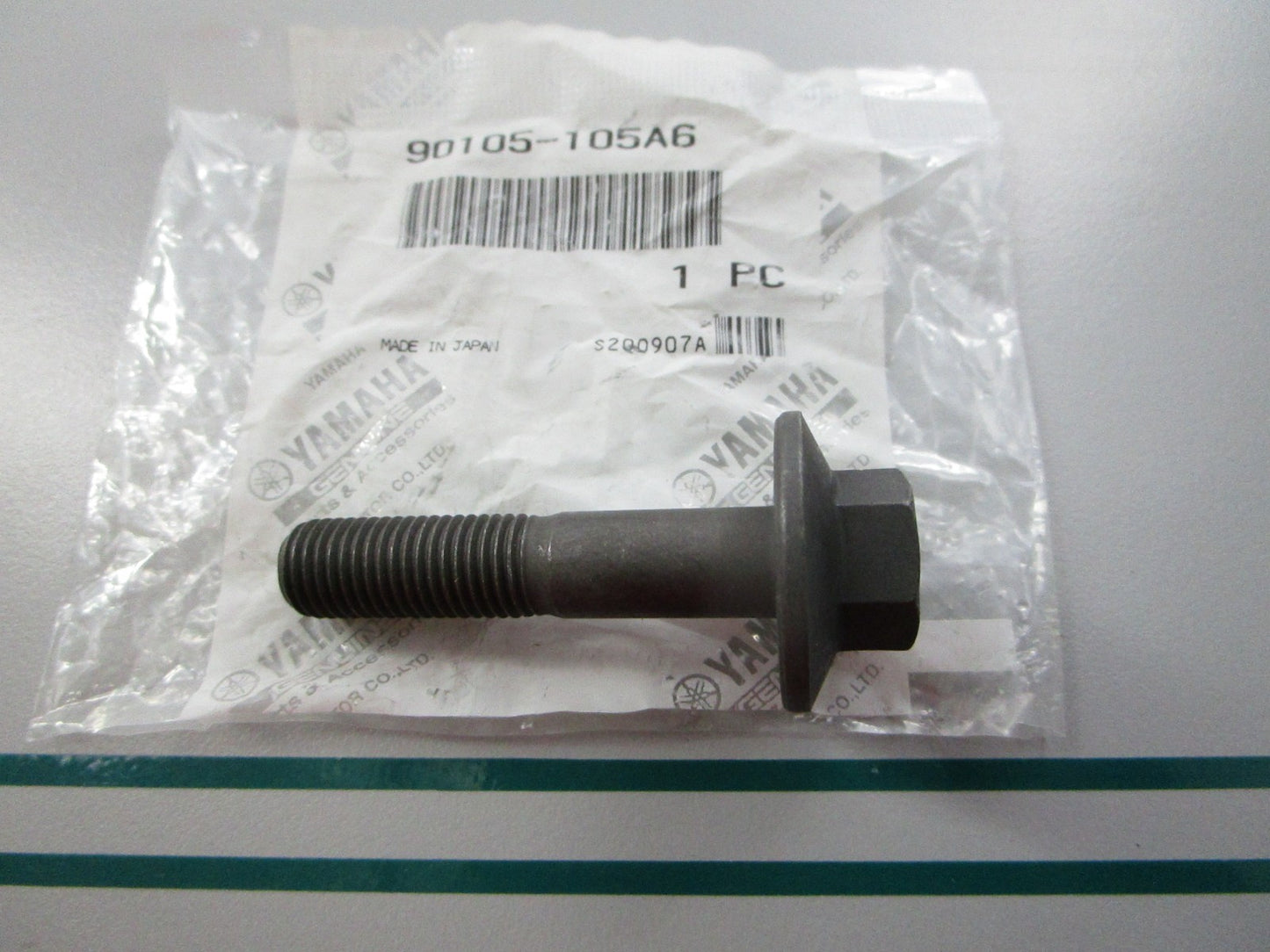NEW OEM 90105-105A6-00 Yamaha Bolt 0810