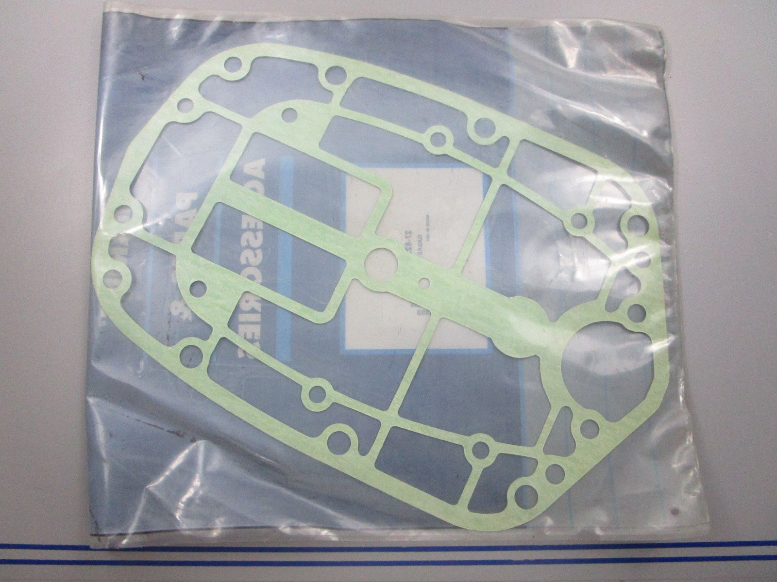 NEW OEM 27-823988 Mercury Quicksilver Gasket 0810