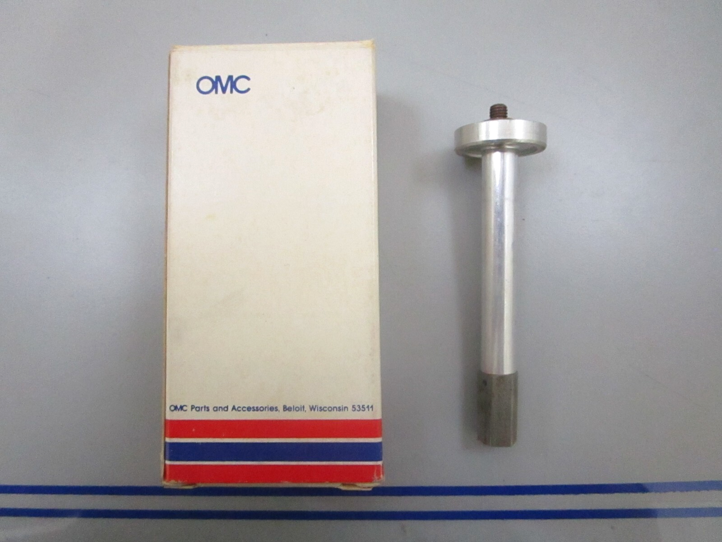 *NEW OEM* 0780 OMC Johnson Evinrude Valve Stem 173206 0173206